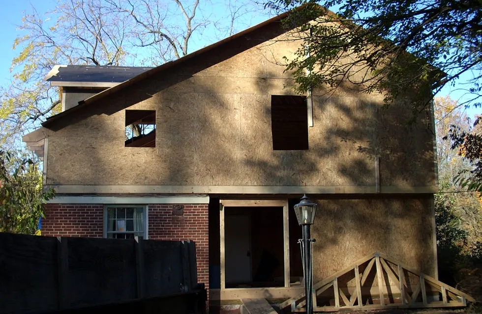 Slide of Bob Tuttle Roofing