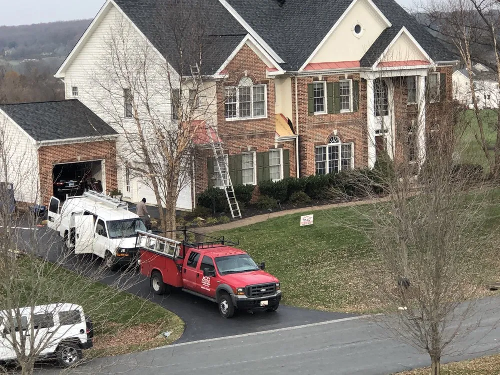 Slide of Bob Tuttle Roofing