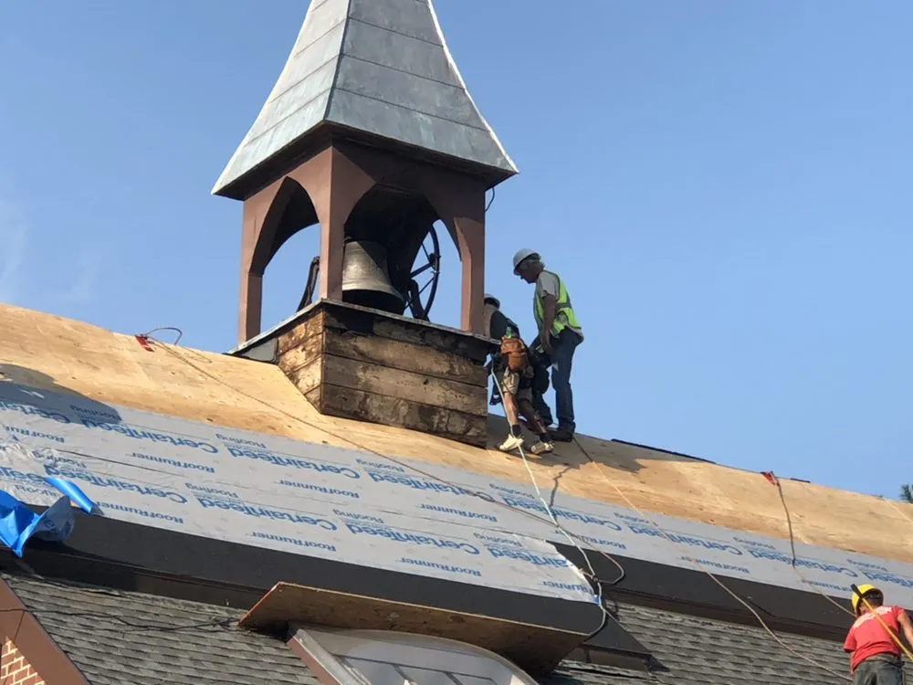 Slide of Bob Tuttle Roofing