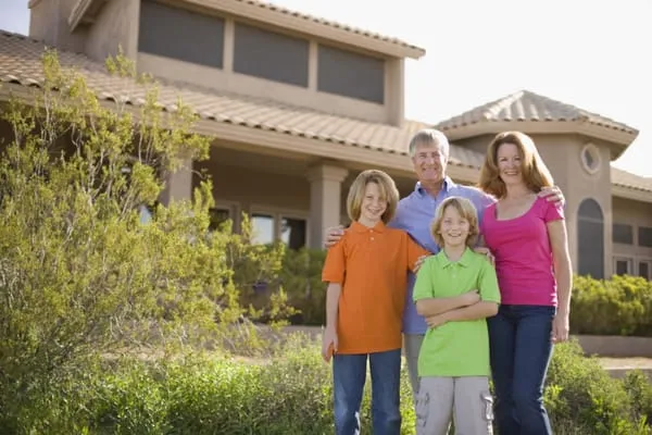 Bob's Custom Roofing Logo