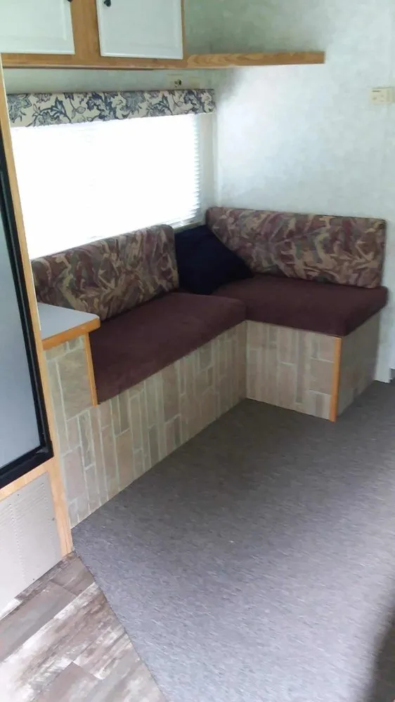 Slide of Bob's Mobile RV Service