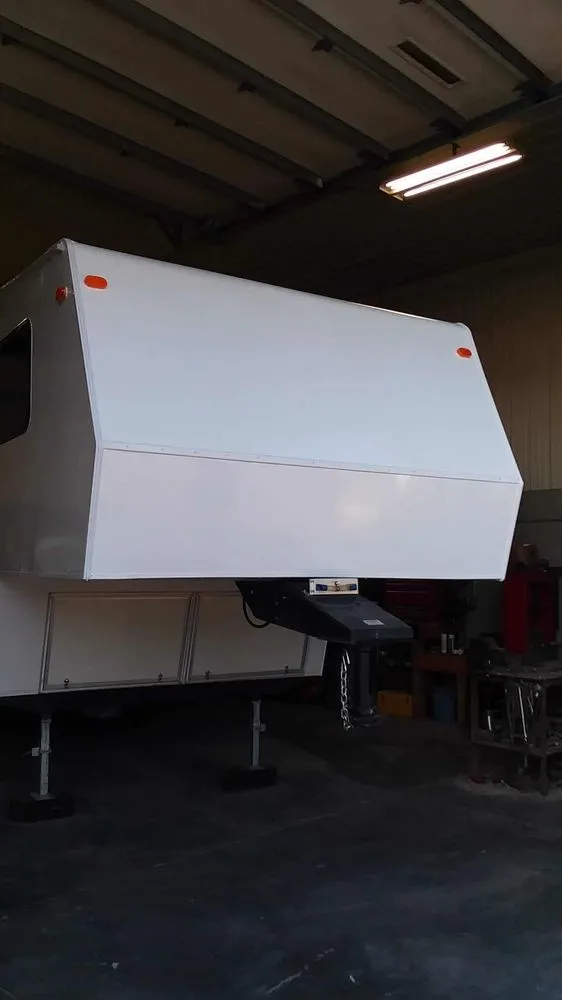 Slide of Bob's Mobile RV Service