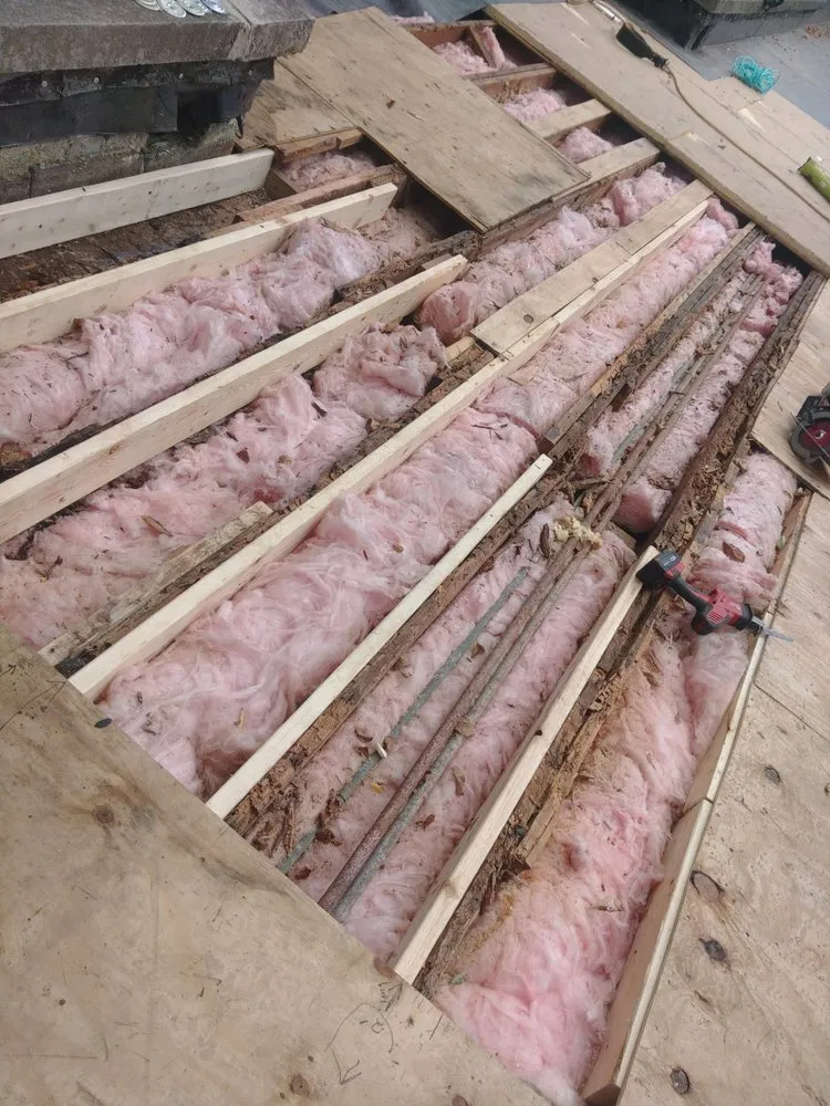 Slide of Bob's Roofing Crew