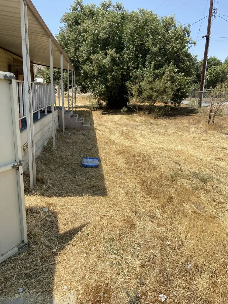 Slide of Bobs Weed Abatement Hemet