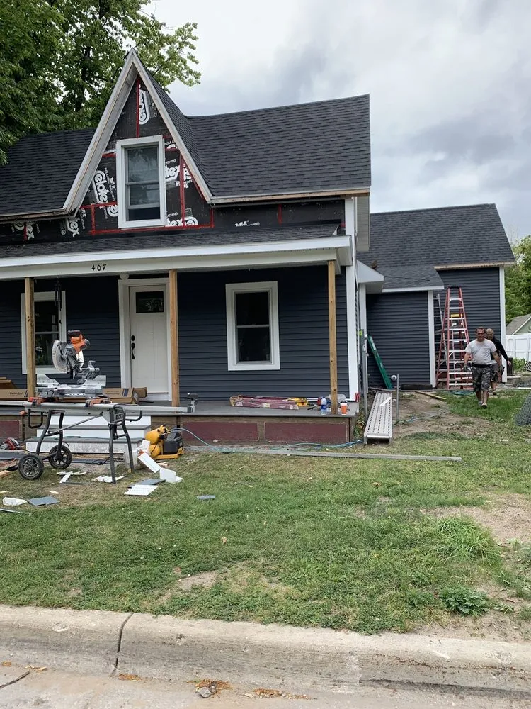 Slide of Bogart's Ed Roofing & Siding