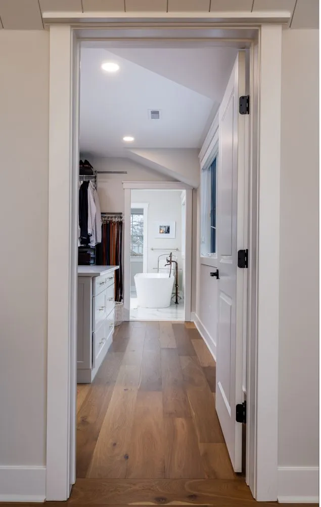 Slide of Bohan Contracting