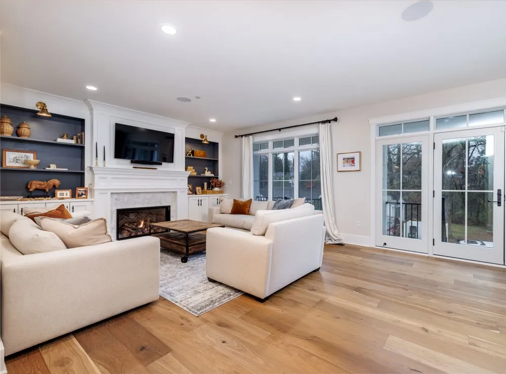 Slide of Bohan Contracting