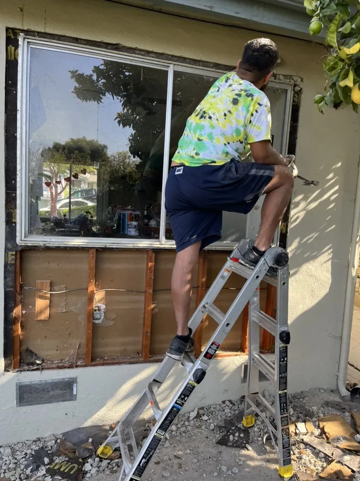 Slide of Bohbee’s Handyman Service