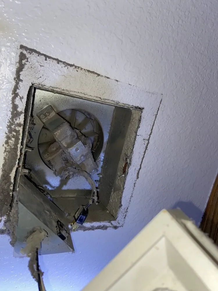 Slide of Bohbee’s Handyman Service