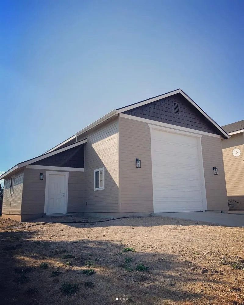 Slide of Boise Roofing Pros