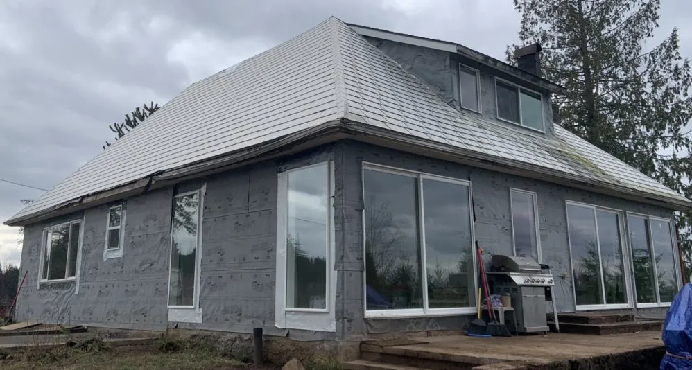 Slide of Bolanos General Construction