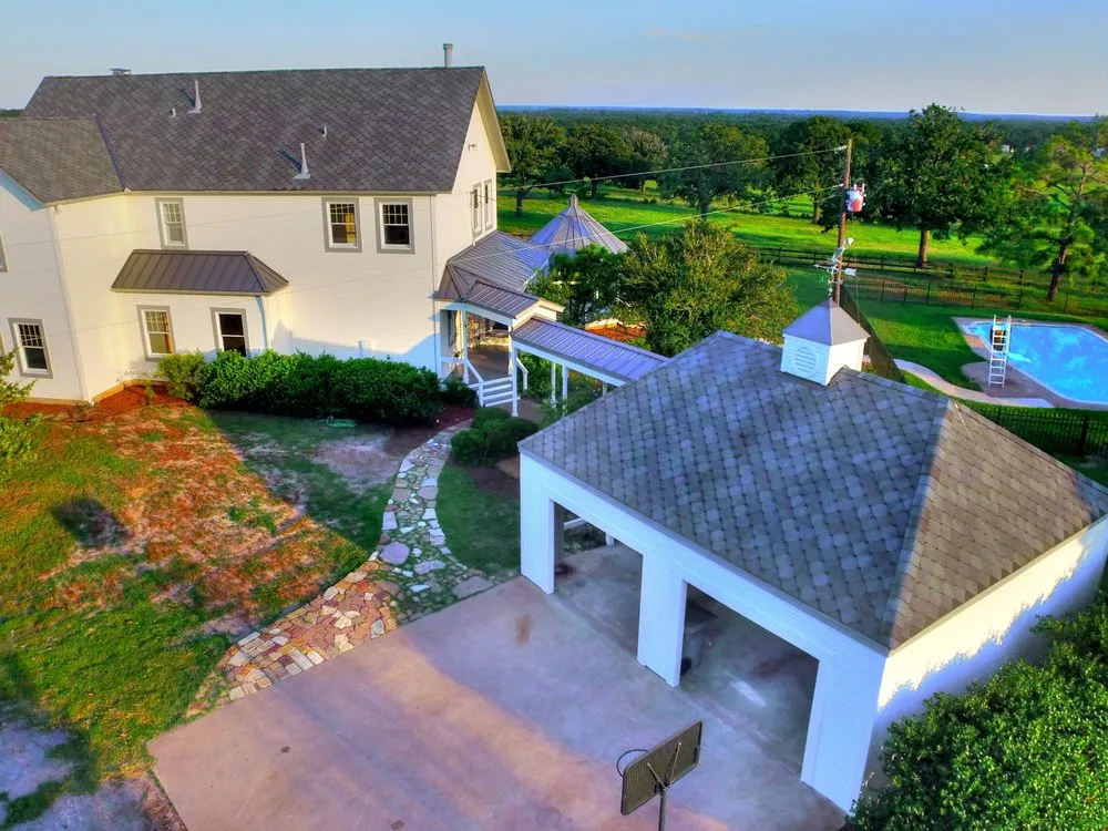 Slide of Boling Roofs