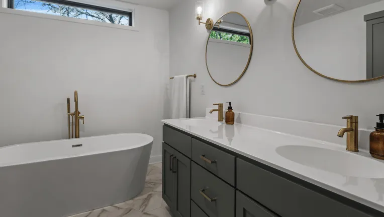 Slide of Bonfe Builders