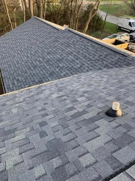 Slide of Boni Roofing