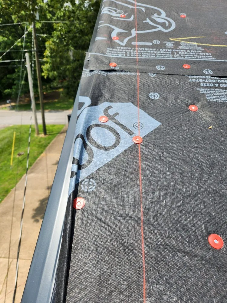 Slide of Bonilla Brothers Roofing