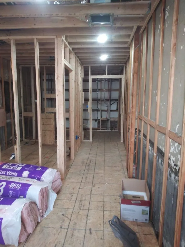 Slide of Boogs Renovations