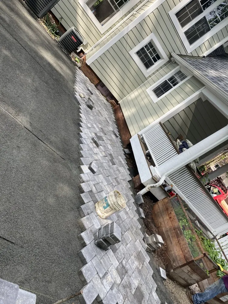 Slide of Borda & Sons Construction