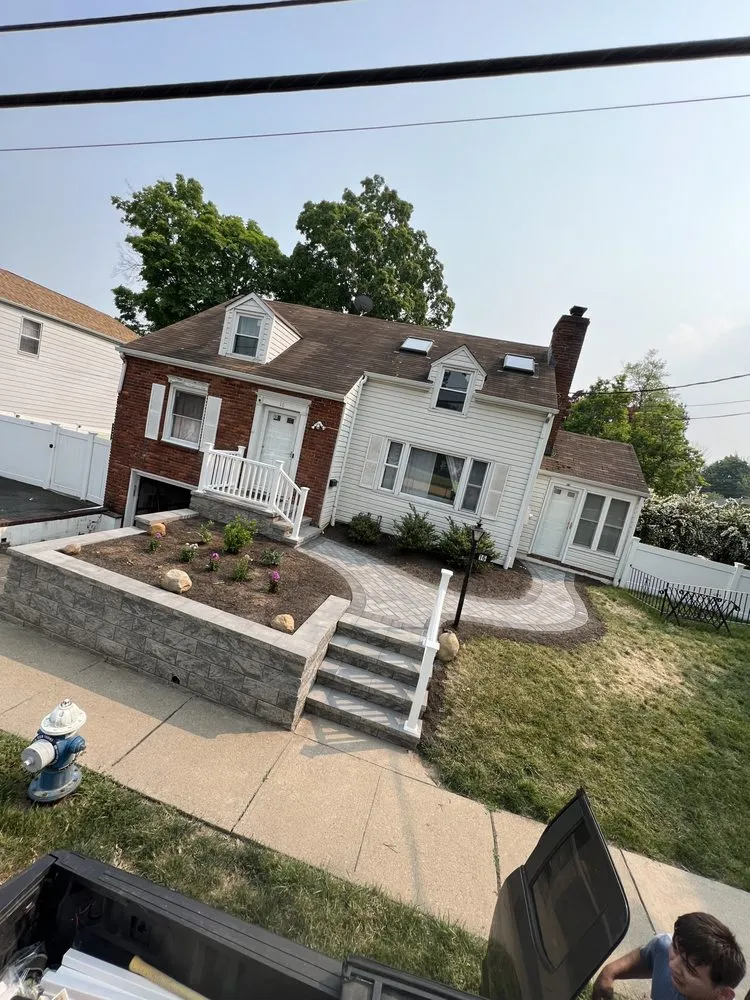 Slide of Borda & Sons Construction