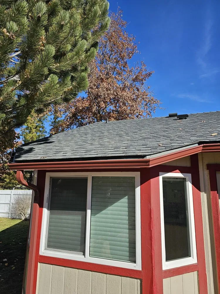 Slide of Bo's Gutter Pros