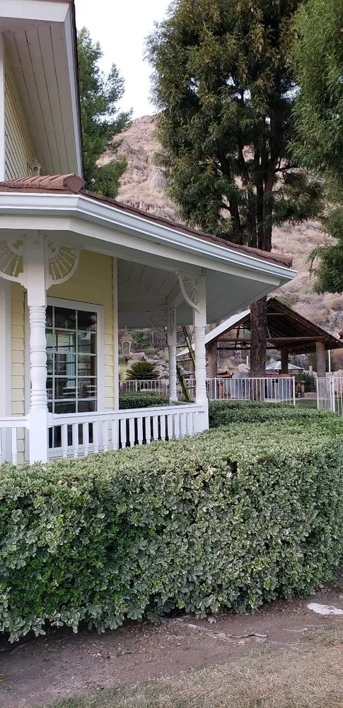 Slide of Bo's Gutter Pros