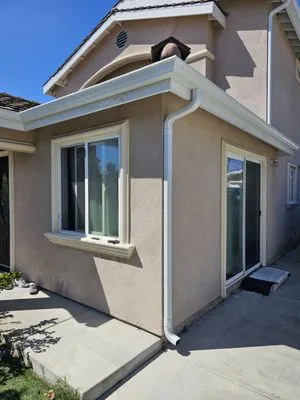 Bo's Gutter Pros Logo