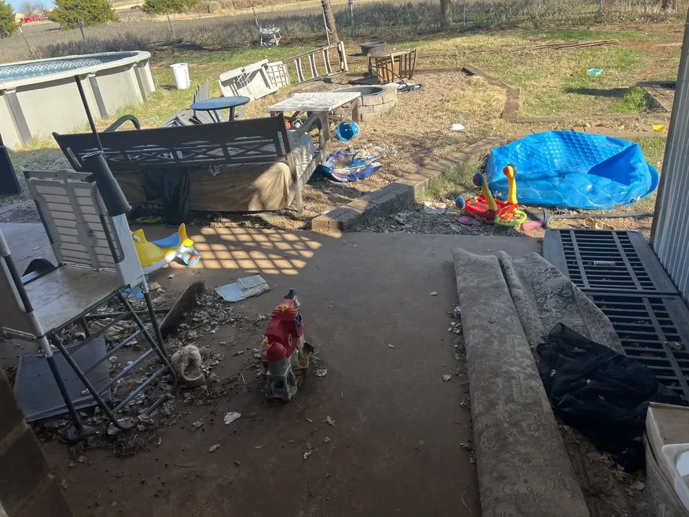Expert roof leak repair in Apache, OK - Boss B's Construction & Excavating