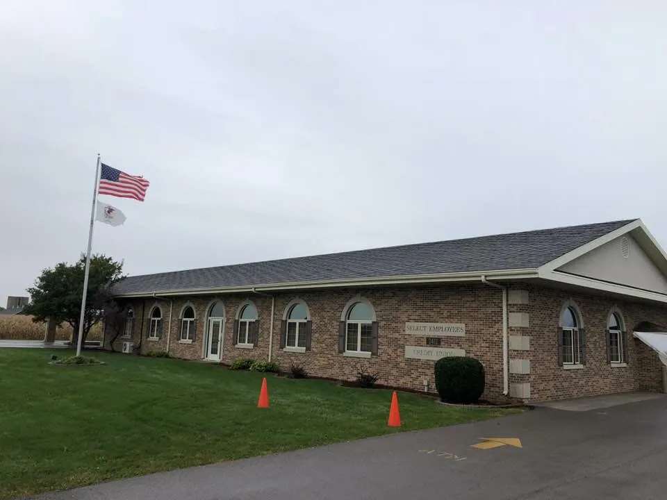 Slide of Boss Roofing - Siding Experts