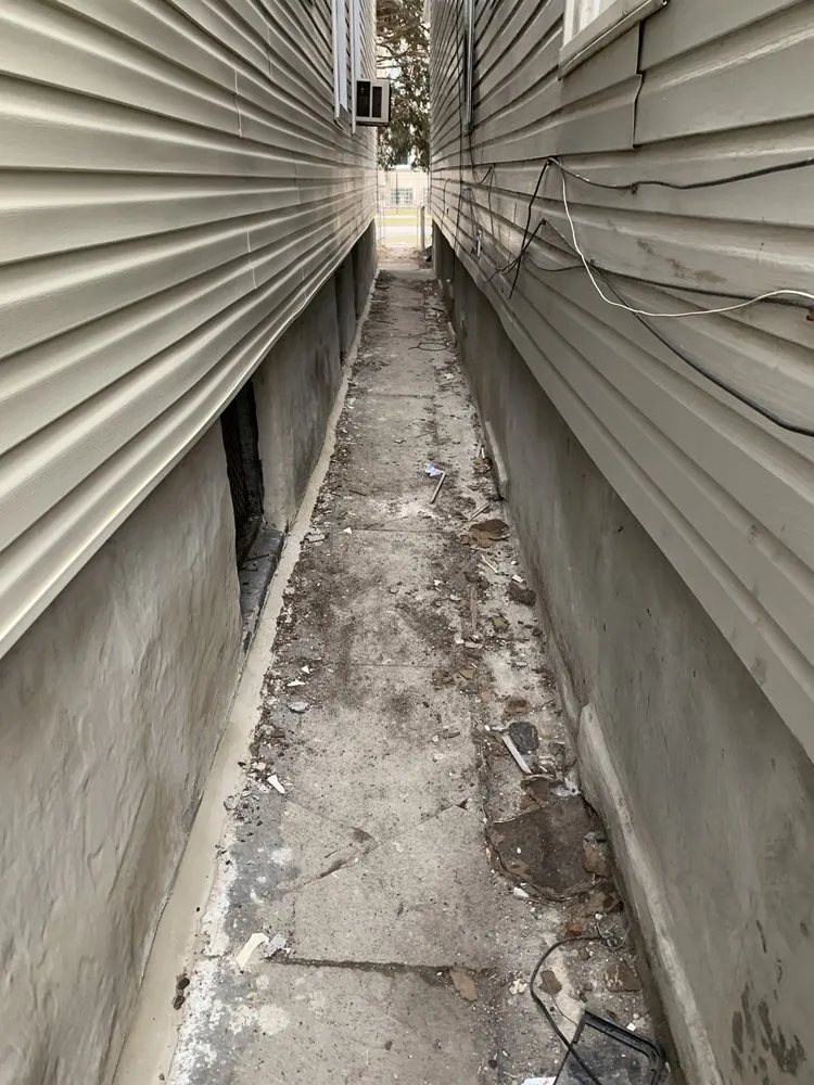Expert roof inspection with free inspection across Alisp, IL - Boss Roofing&Gutters
