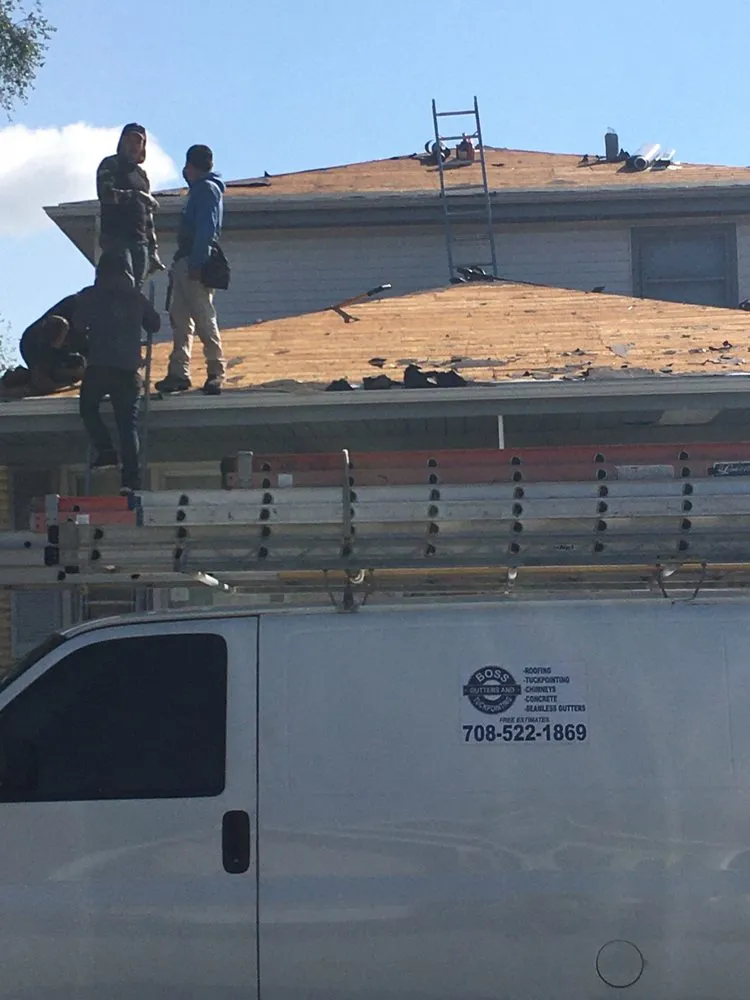 Trusted flat roof repair experts serving Alisp, IL - Boss Roofing&Gutters