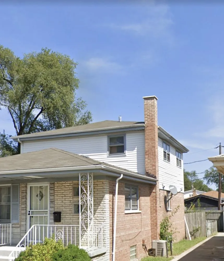 Professional roof repair after storm damage across Alisp, IL - Boss Roofing&Gutters