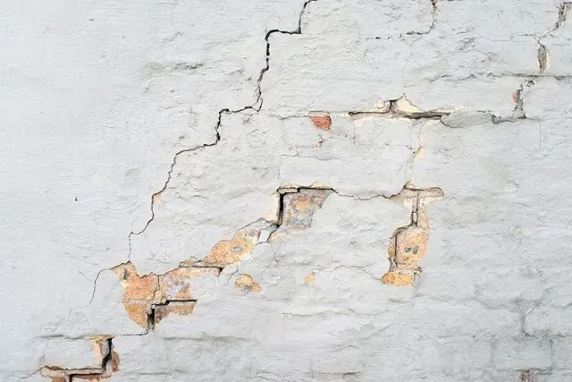 Local roof leak repair experts serving E Bridgewater, MA - Boston property solutions