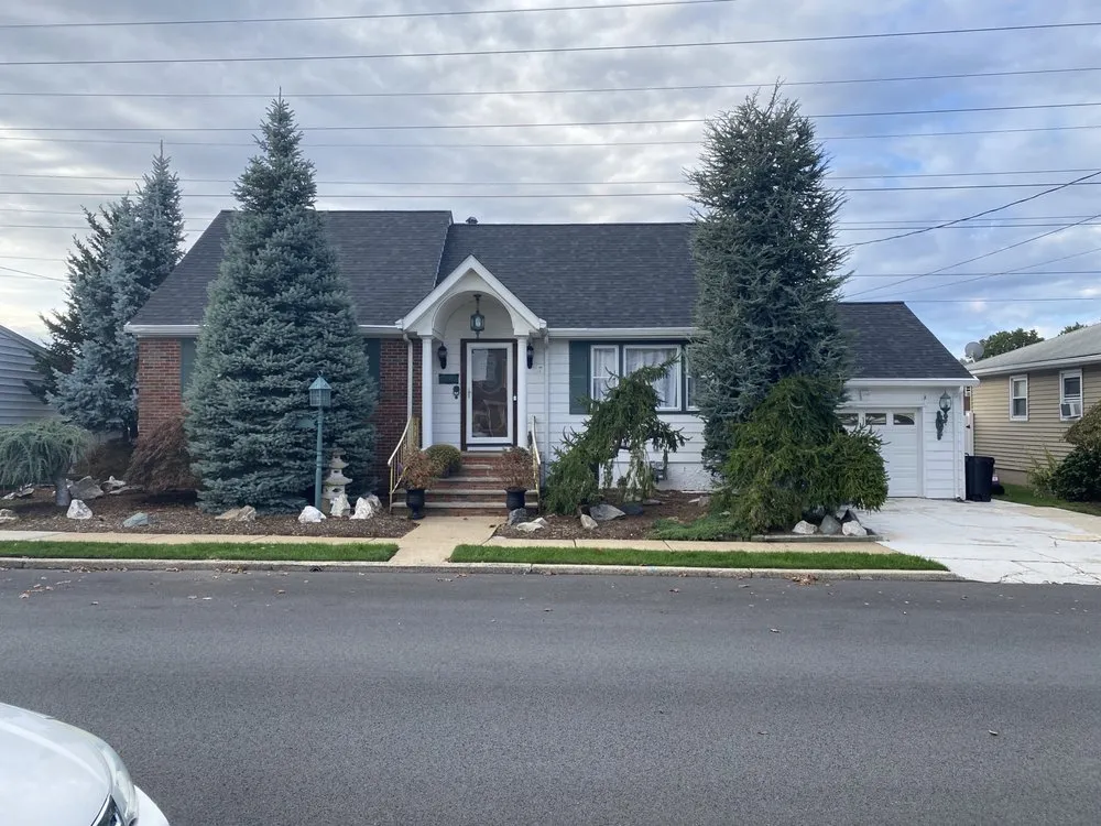 Slide of Botani Exteriors