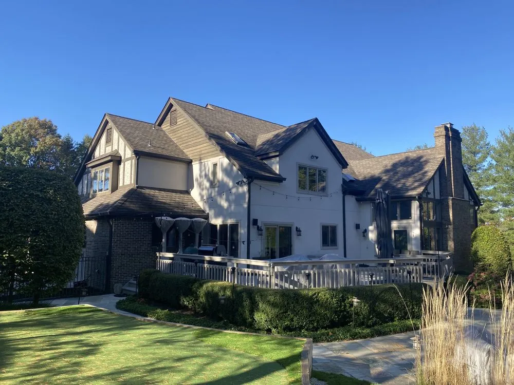 Slide of Botani Exteriors