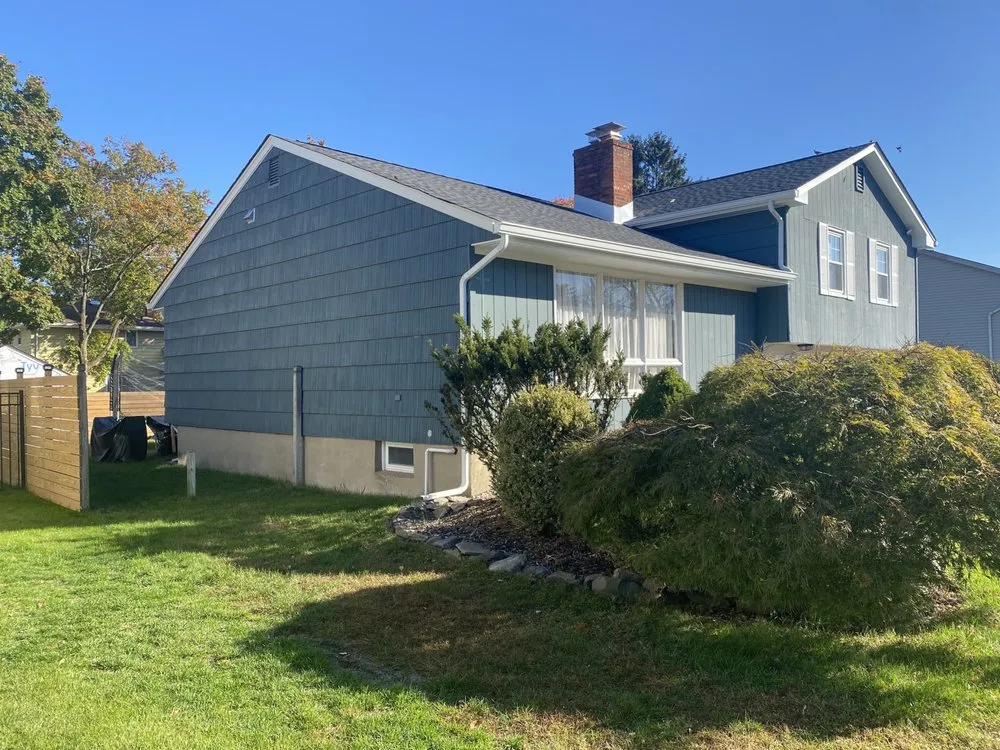 Slide of Botani Exteriors