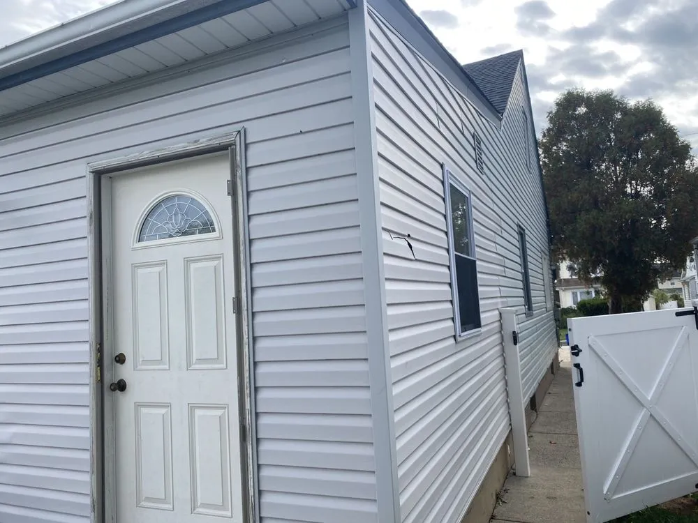 Slide of Botani Exteriors