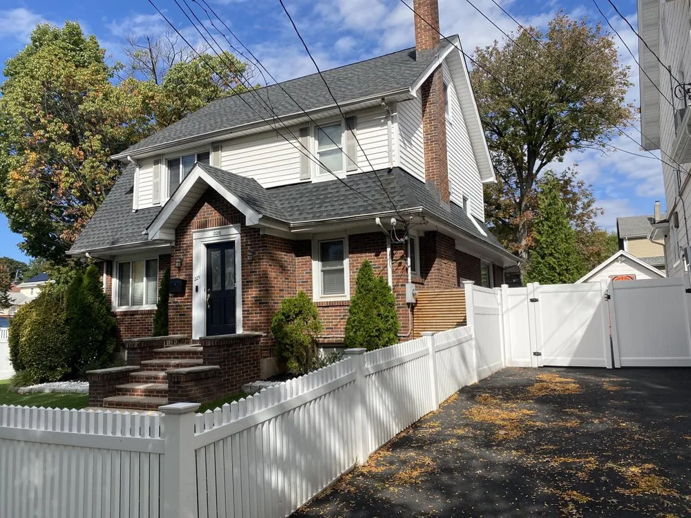 Slide of Botani Exteriors