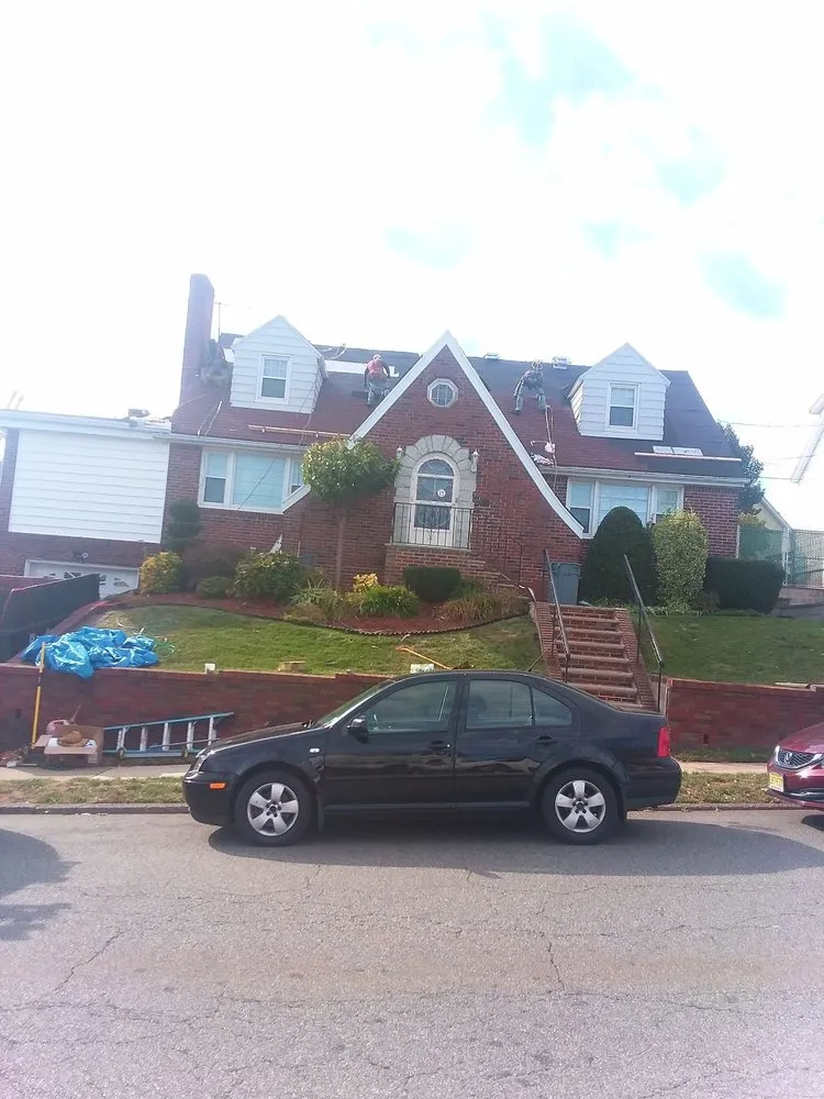 Professional roof repair in Vernon Township, NJ - Bottom To Top Construction