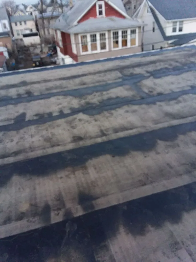 Local flat roof repair in Vernon Township, NJ - Bottom To Top Construction