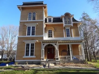 Professional roof leak repair experts serving Oakdale, CT - Bouchey Builders