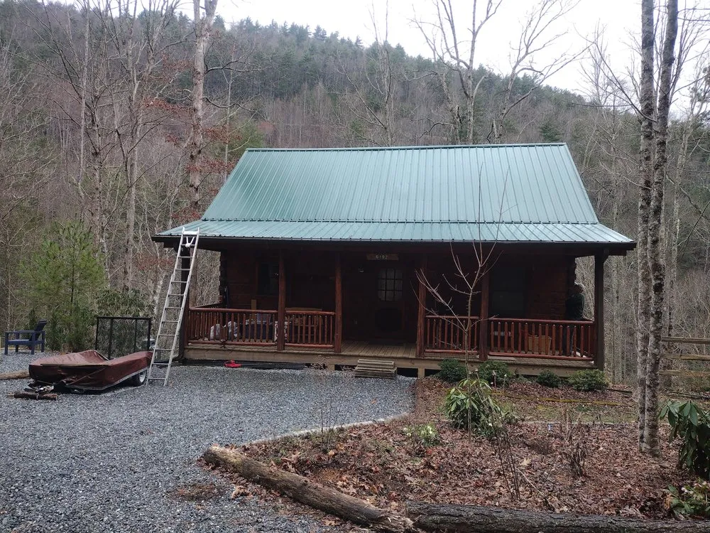 Slide of Bowkley Roofing & Handyman