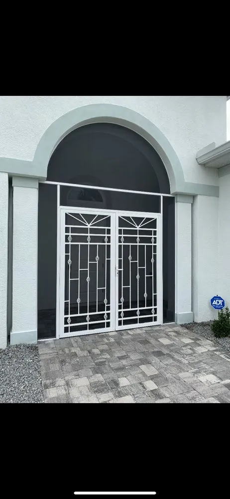 Slide of Bp Screens&Outdoor Services