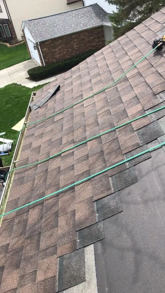 Slide of B&R Construction