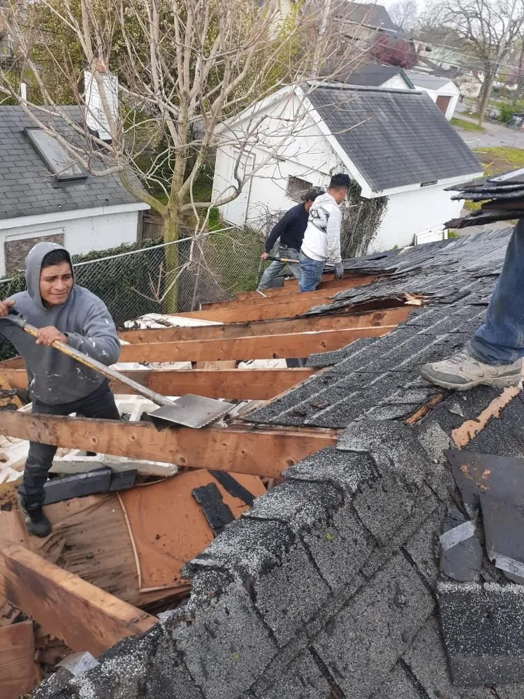 Slide of B&R Construction