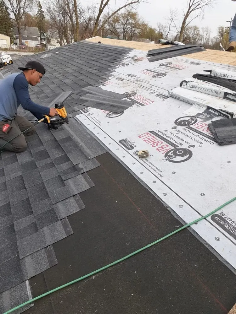 Slide of B&R Construction