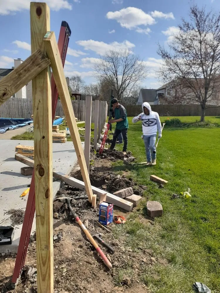 Slide of B&R Construction