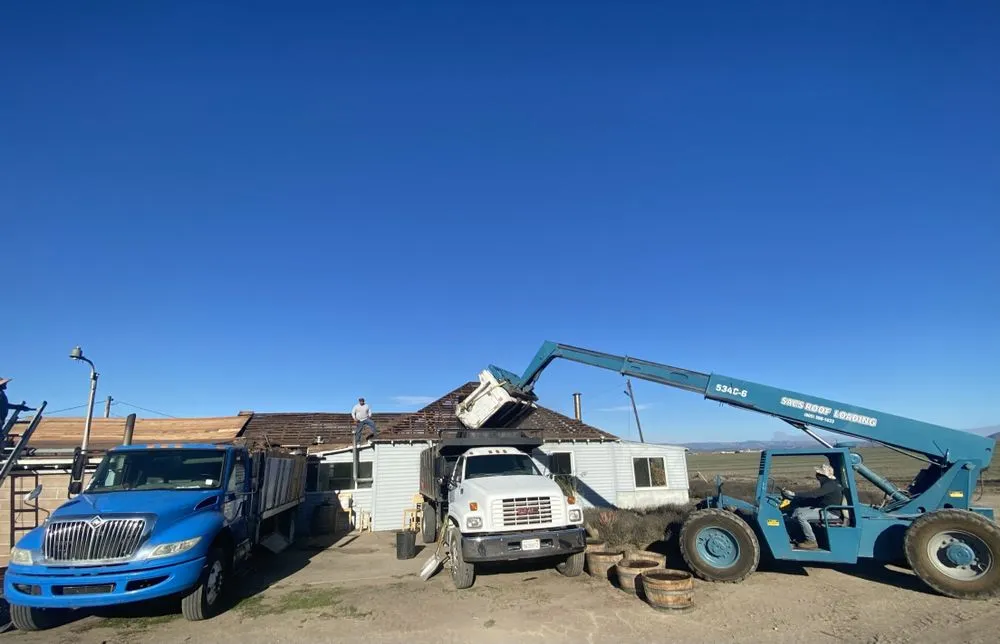 Slide of B&R Roofing & Tear Off