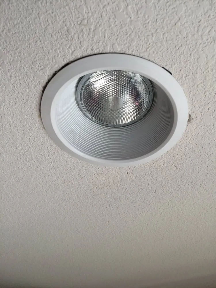 Slide of BR Roofing and Restoration, Inc