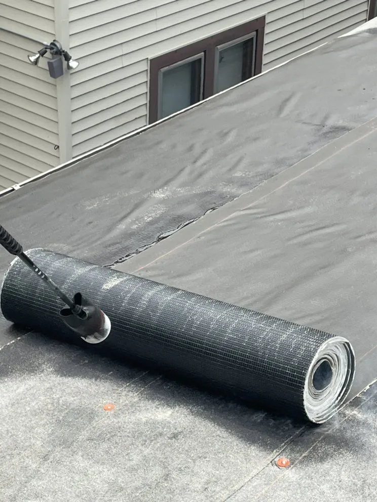 Slide of B&R Roofing Services