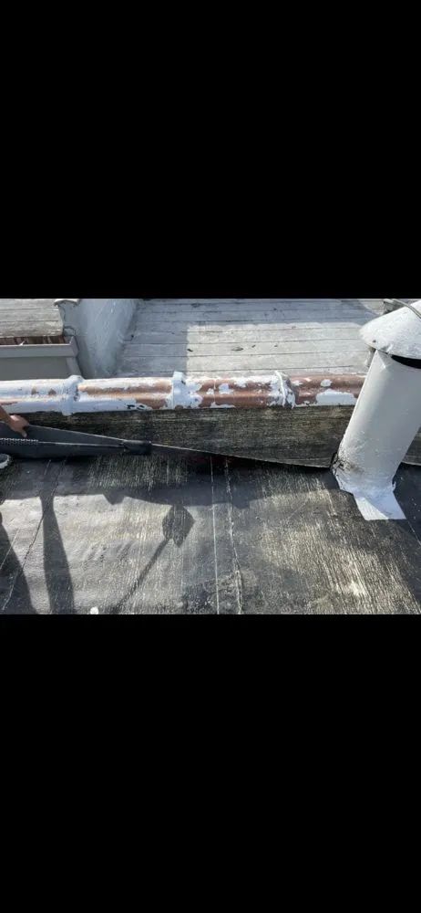 Slide of B&R Roofing Services