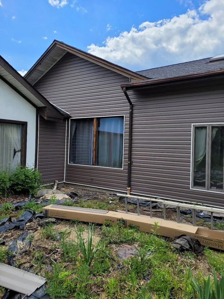 Slide of B.R. Vance Roofing & Siding